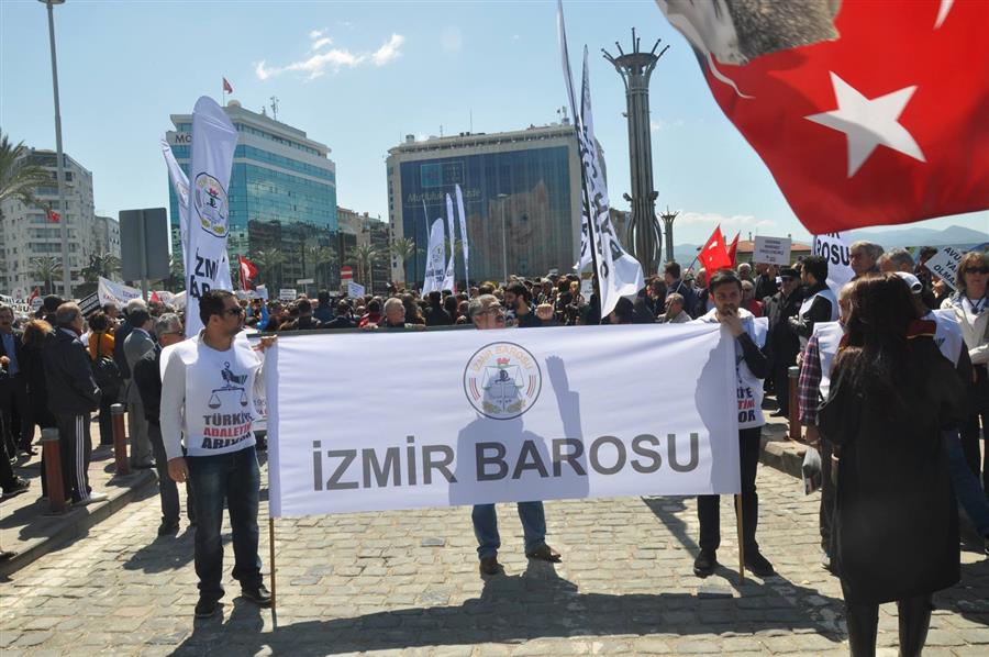 Türkiye Adaletini Arıyor İzmir Mitingi Büyük Bir Coşkuyla Gerçekleştirildi