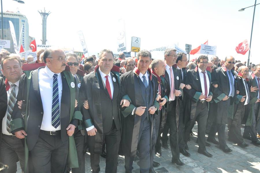 Türkiye Adaletini Arıyor İzmir Mitingi Büyük Bir Coşkuyla Gerçekleştirildi
