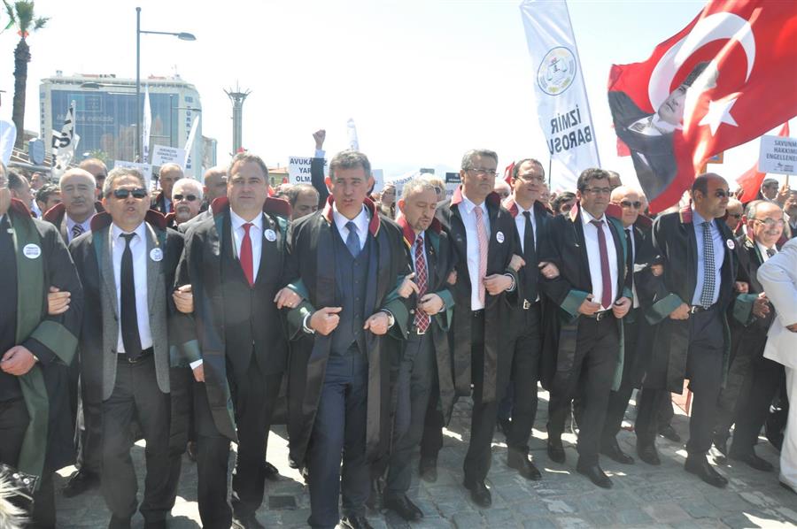 Türkiye Adaletini Arıyor İzmir Mitingi Büyük Bir Coşkuyla Gerçekleştirildi