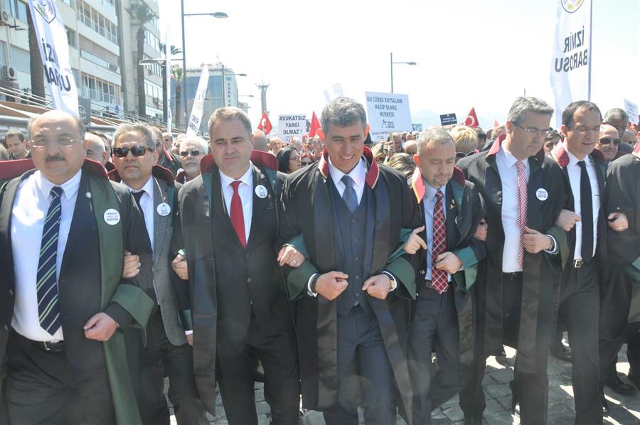 Türkiye Adaletini Arıyor İzmir Mitingi Büyük Bir Coşkuyla Gerçekleştirildi