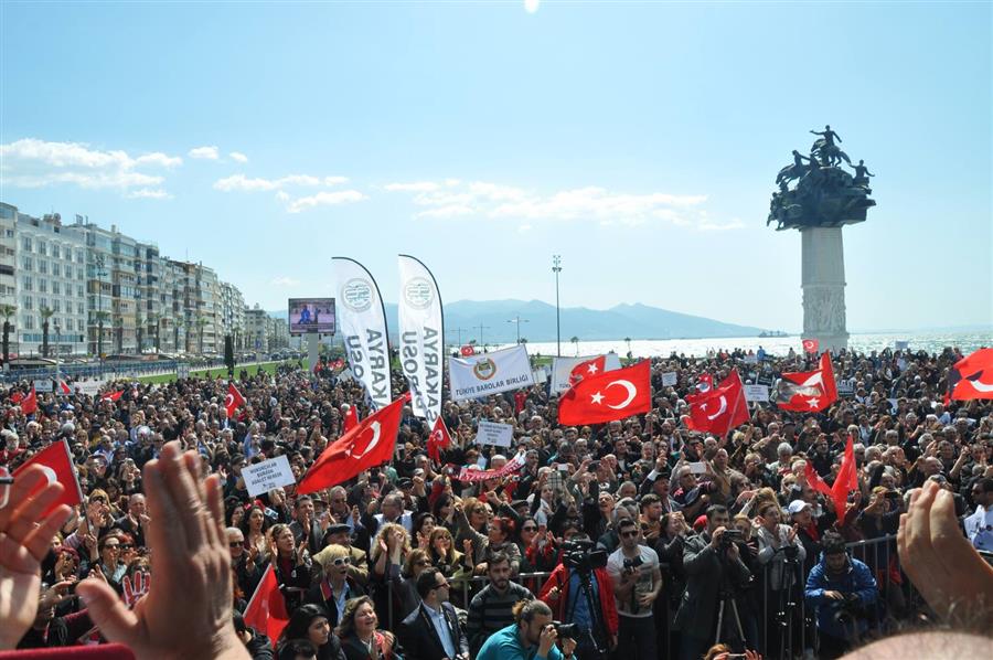 Türkiye Adaletini Arıyor İzmir Mitingi Büyük Bir Coşkuyla Gerçekleştirildi