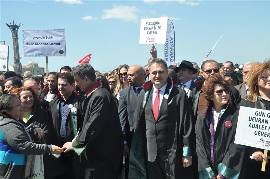Türkiye Adaletini Arıyor İzmir Mitingi Büyük Bir Coşkuyla Gerçekleştirildi