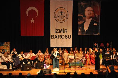 İzmir Barosu Türk Halk Müziği Korosu Konseri Yapıldı- 10 Nisan 2013