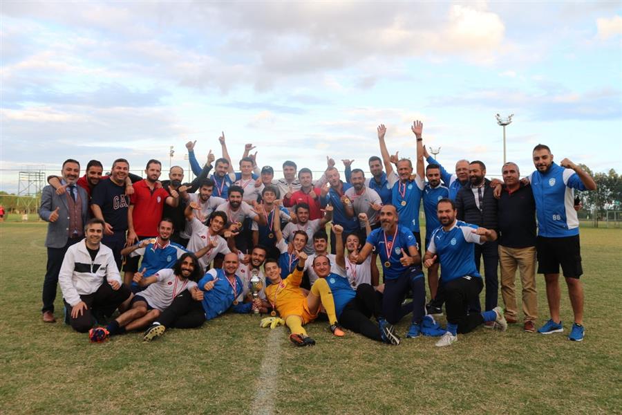 İzmir Barosu Körfez Futbol Takımı, TBB Futbol Turnuvası’nda Şampiyon Oldu