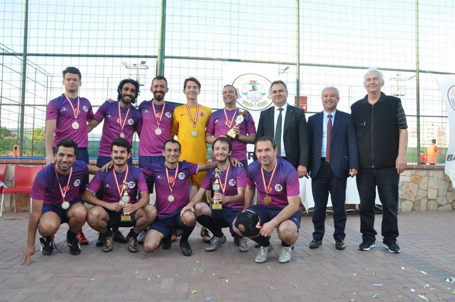 İzmir Barosu 30. Halı Saha Turnuvası Tamamlandı