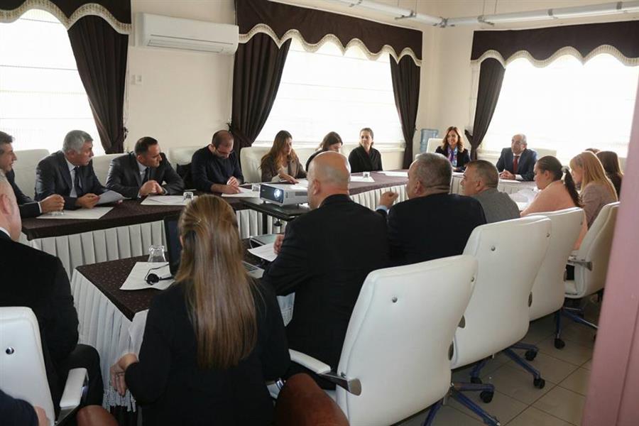 İzmir Barosu Çocuk Hakları Merkezi Üyeleri, Şakran Çocuk ve Gençlik Kapalı Ceza İnfaz Kurumunu Ziyaret Ettiler 