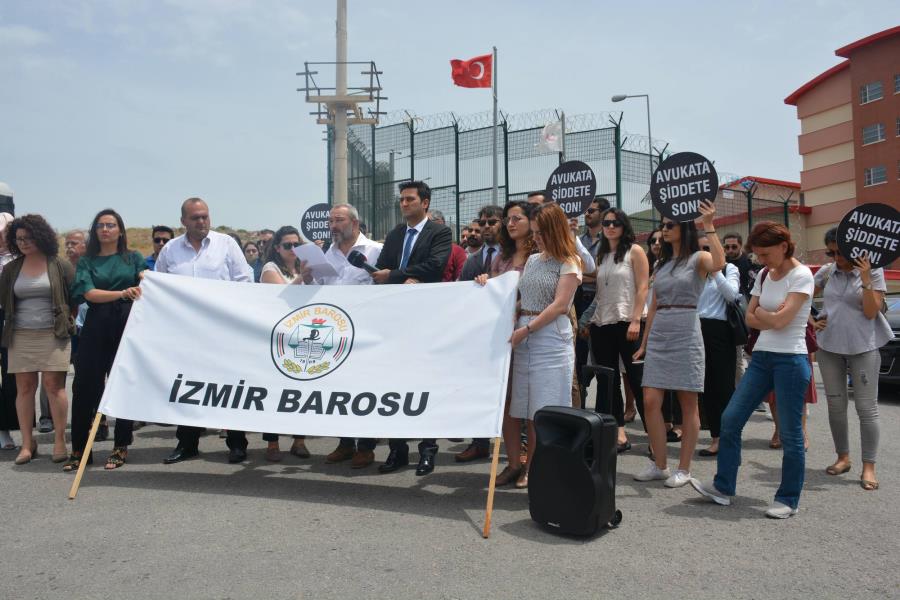 Meslektaşlarımızın Uğradığı Kötü Muamele Nedeniyle Harmandalı Geri Gönderme Merkezi