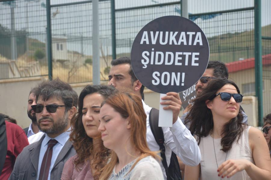 Meslektaşlarımızın Uğradığı Kötü Muamele Nedeniyle Harmandalı Geri Gönderme Merkezi