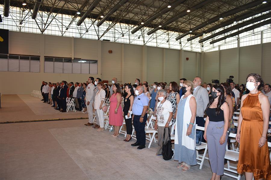 İzmir Barosu Genel Kurulu Avukat Özkan Yücel’i Yeniden Baro Başkanı Seçti