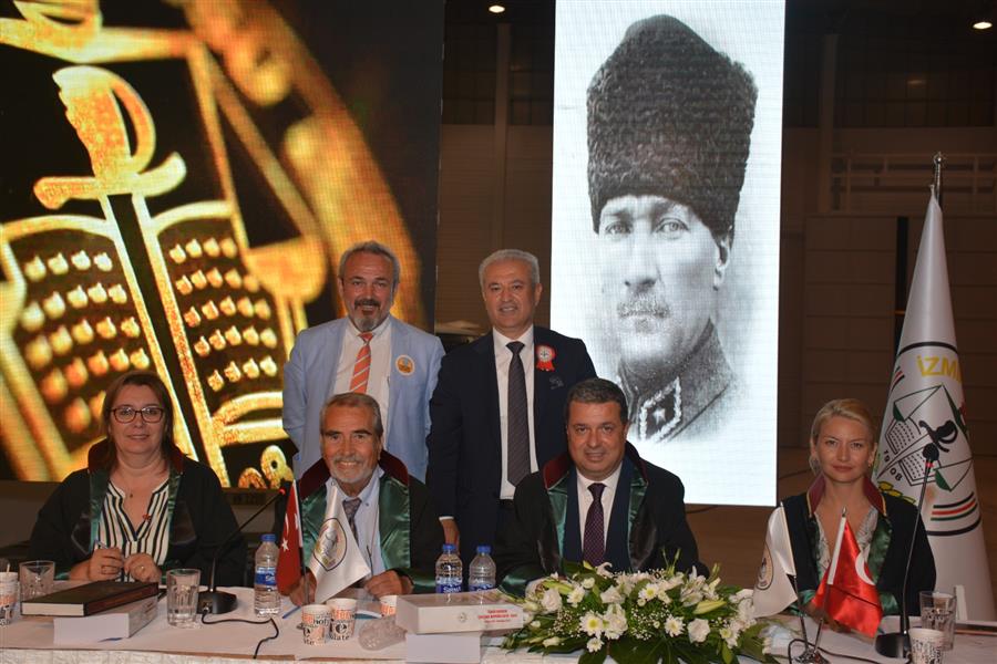 İzmir Barosu Genel Kurulu Avukat Özkan Yücel’i Yeniden Baro Başkanı Seçti