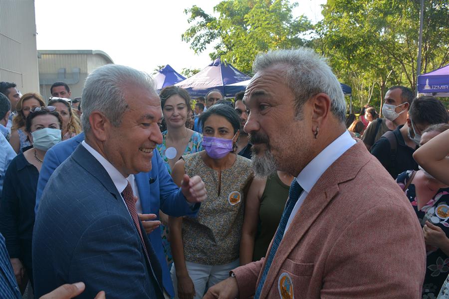 İzmir Barosu Genel Kurulu Avukat Özkan Yücel’i Yeniden Baro Başkanı Seçti