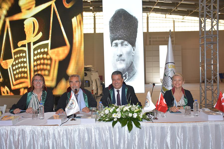 İzmir Barosu Genel Kurulu Avukat Özkan Yücel’i Yeniden Baro Başkanı Seçti