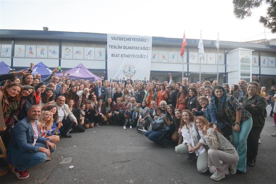 Çağdaş Avukatlar Grubu İzmir Barosu Seçimlerini Yeniden Kazandı