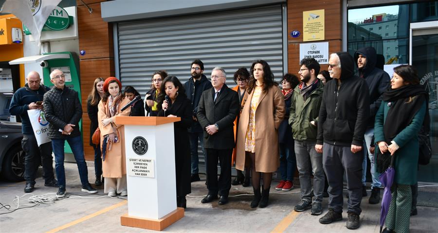 İnsan Hakları Enkaz Altında Kaldı