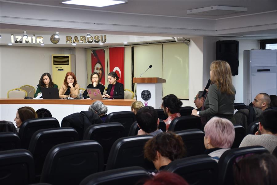 Anayasa Değişikliği Teklifinin Hukuka Aykırılığı Konuşuldu