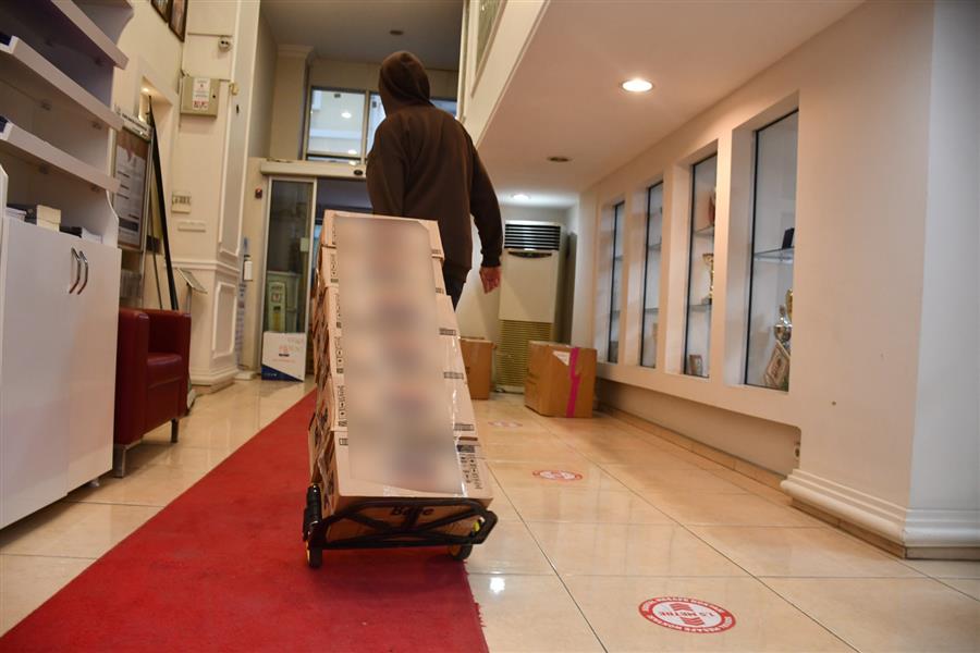 Ayni Yardımların İlk Grubu Deprem Bölgesine Götürülmek Üzere Teslim Edilmiştir
