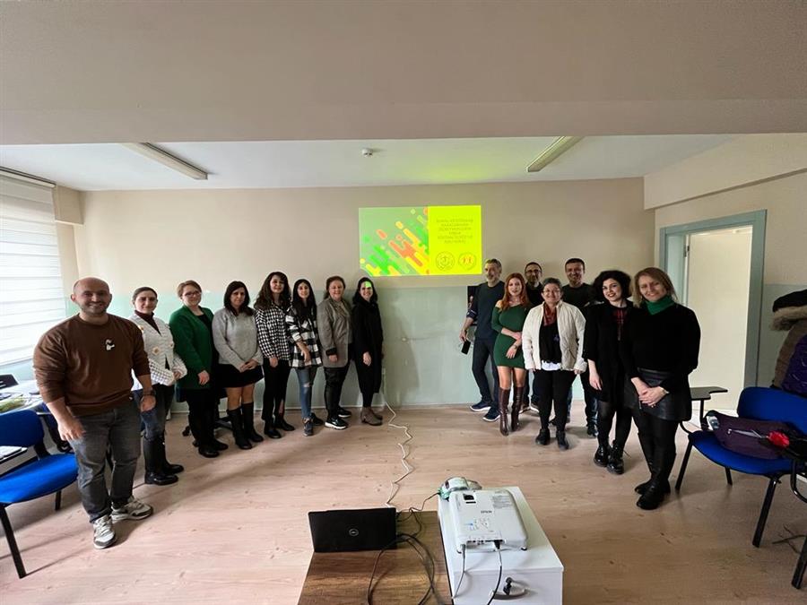 Gaziemir Rehberlik ve Araştırma Merkezi’nde “İhmal ve İstismar Vakalarında İhbar Yükümlülüğü ve Adli Süreç” Konulu Seminer Yapıldı