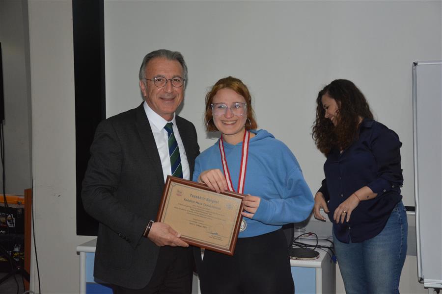 Masa Tenisi Turnuvası Yapıldı