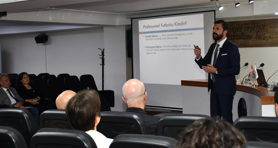 Profesyonel Futbolcu Sözleşmeleri ve Spor Hukukunda Uyuşmazlık Çözüm Yolları Konferansı Düzenlendi