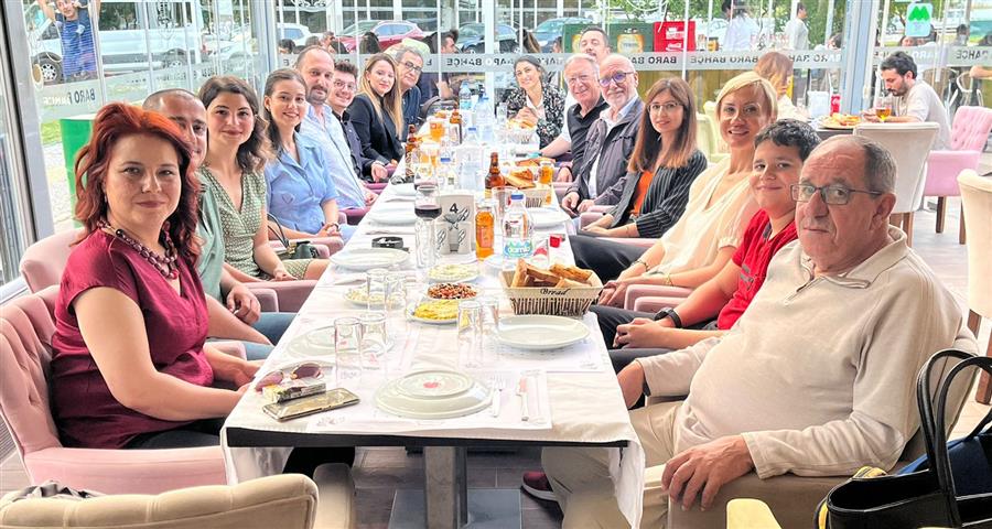 İzmir Barosu Yönetimi ve İlçe Temsilcileri Bir Araya Geldi