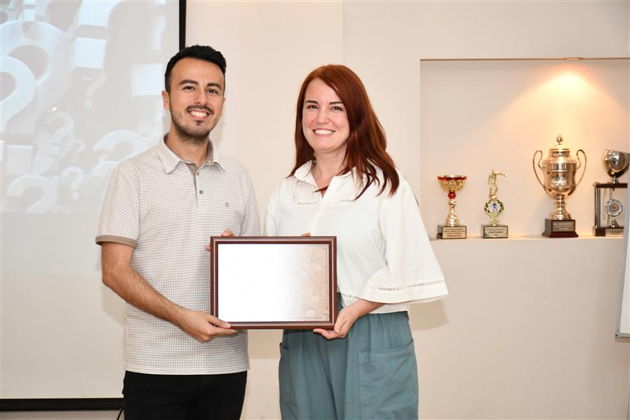 İzmir Barosu LGBTİ+ Hakları Komisyonunun Hak İhalllerini Önlemeye Yönelik Çalışmaları,  Meslektaşlarımızın Katılımıyla Hayat Buluyor 