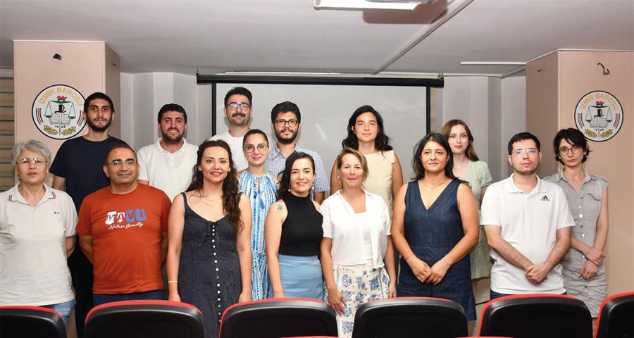İzmir Barosu’ndan Mülteci Karşıtlığı Siyaseti Konferansı