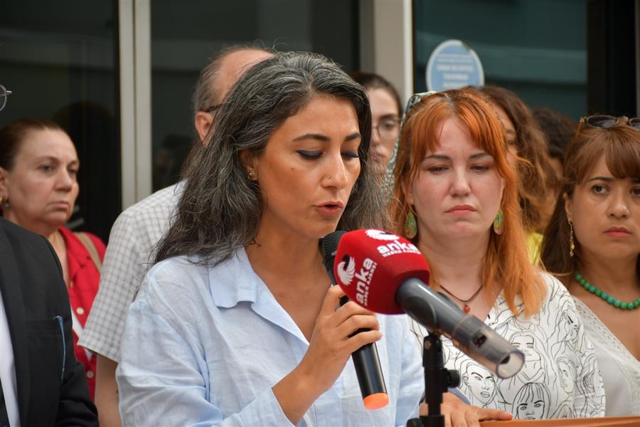İzmir Barosundan MESEM Uygulamasına Tepki: "Çocukların Ekonomik Sömürüsü Son Bulsun!"