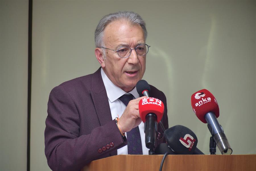 İzmir Barosundan “Faşizmin Hedefinde; Barolar ve Avukatlar” Konferansı