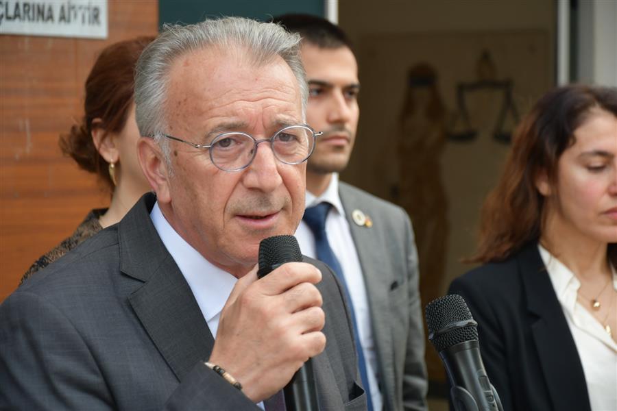 İzmir Barosundan 23 Nisan’da Çocuk Hakları Vurgusu: “Beni de Say!”