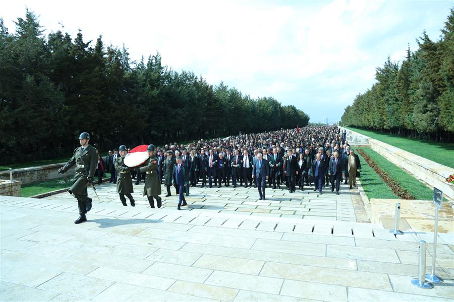 İzmir Barosu Ankara’da “Savunmanın Bağımsızlığı, Hukuka Saygı” İçin Yürüdü