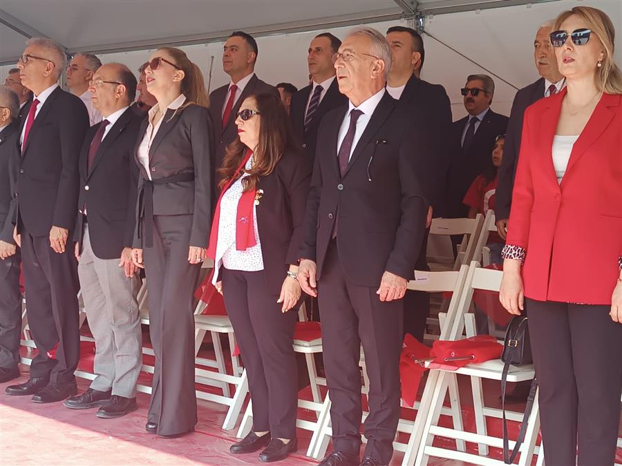 İzmir Barosu: 19 Mayıs Bağımsızlık ve Özgürlük Mücadelesinin Halk İradesiyle Birleştiği Dönüm Noktasıdır