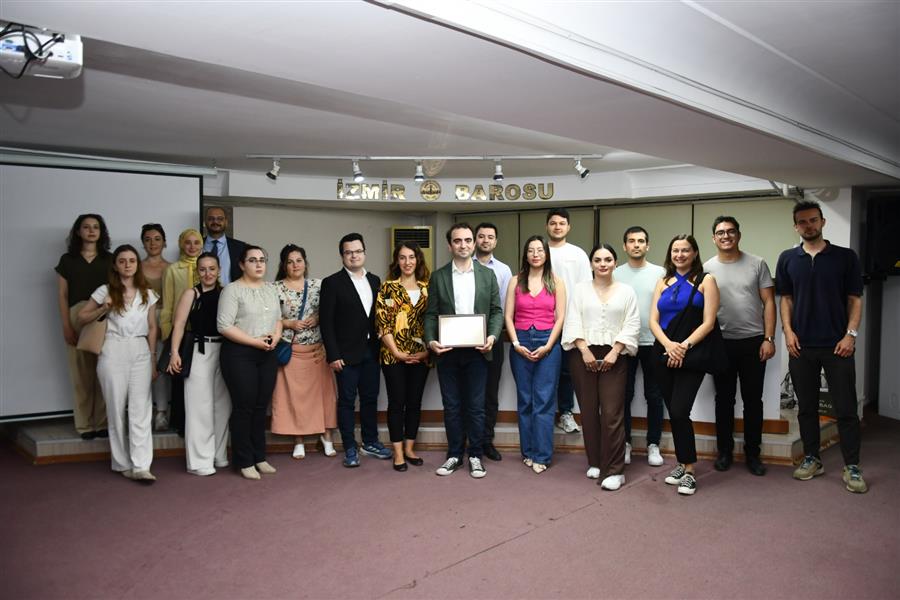 İzmir Barosunda  “İş Gücü Piyasalarında Güncel Rekabet Hukuku Uygulamaları” Tartışıldı